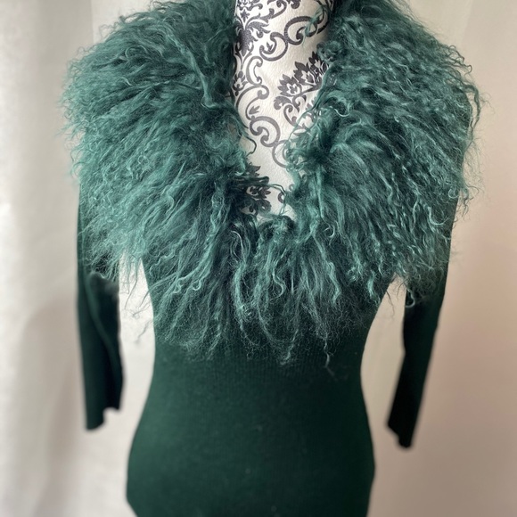 Monica Bianco Sweaters - MONICA BIANCO emerald green knit top.